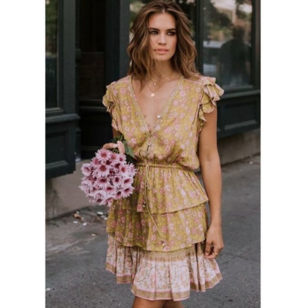 Boho chic Floral print ruffle detail Mini dress - Picture 2 of 4